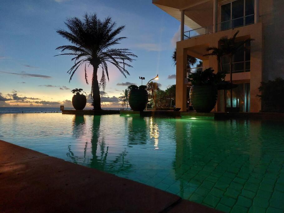 Karon Sea View Beach Apartment Exterior foto